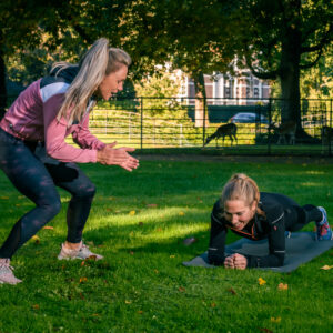 Personal training voor vrouwen in Dordrecht in een park